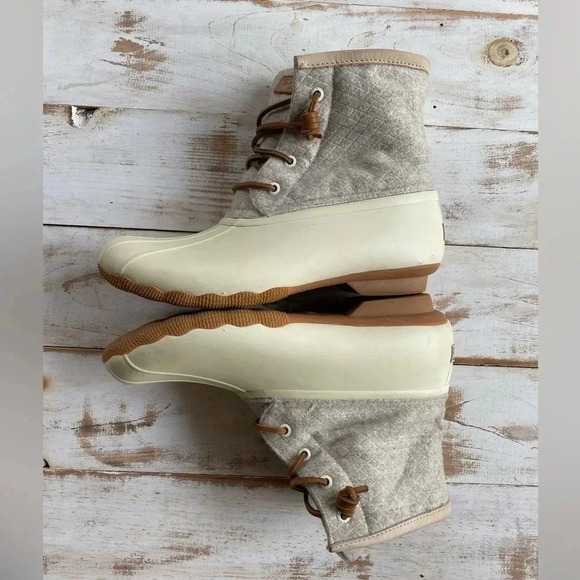 SPERRY Women’s Saltwater Wool Embossed Duck Boot waterproof sz 8.5 warm EUC - Picture 3 of 11